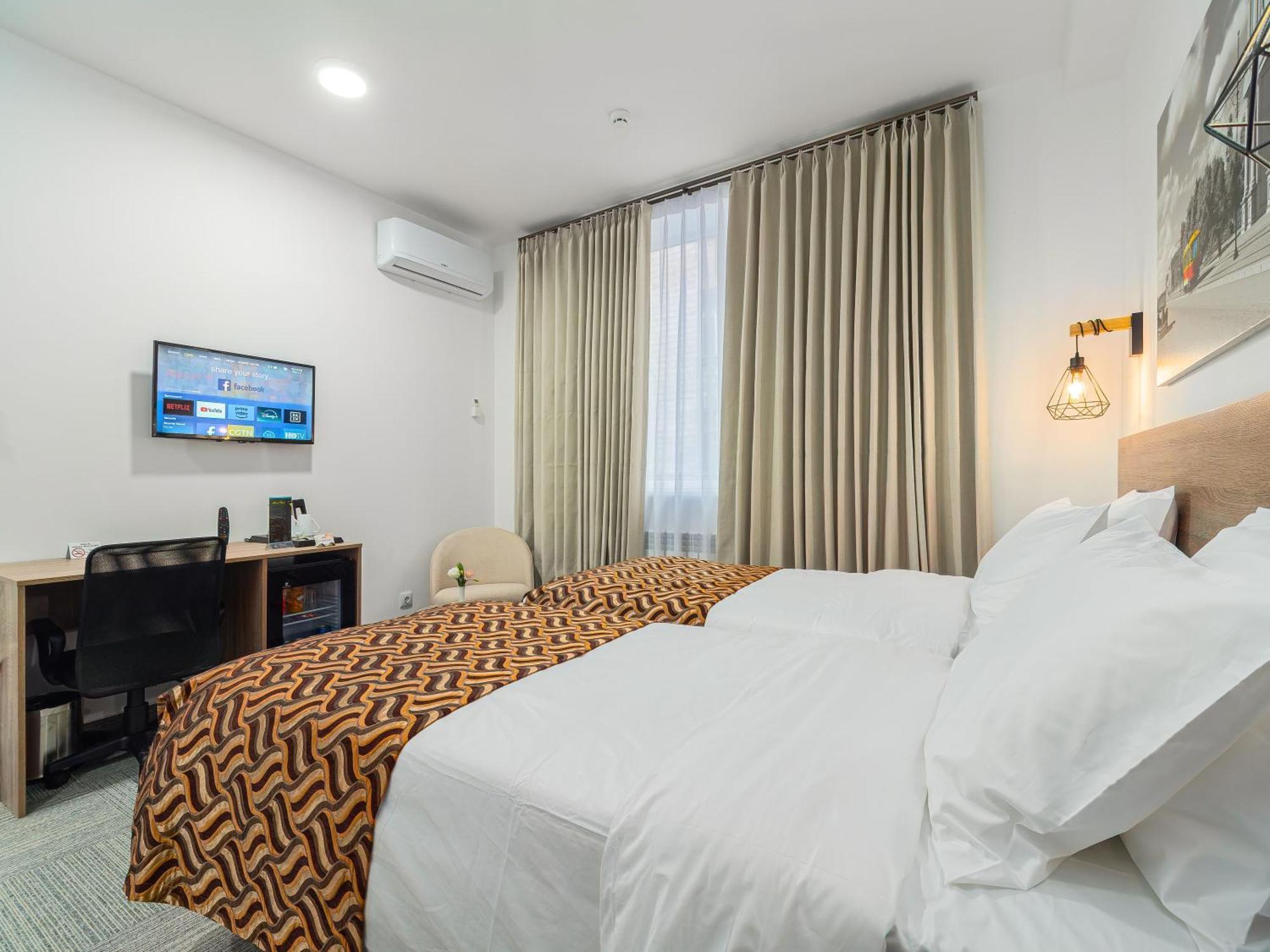 Ta Collection Hotel Chişinǎu Buitenkant foto